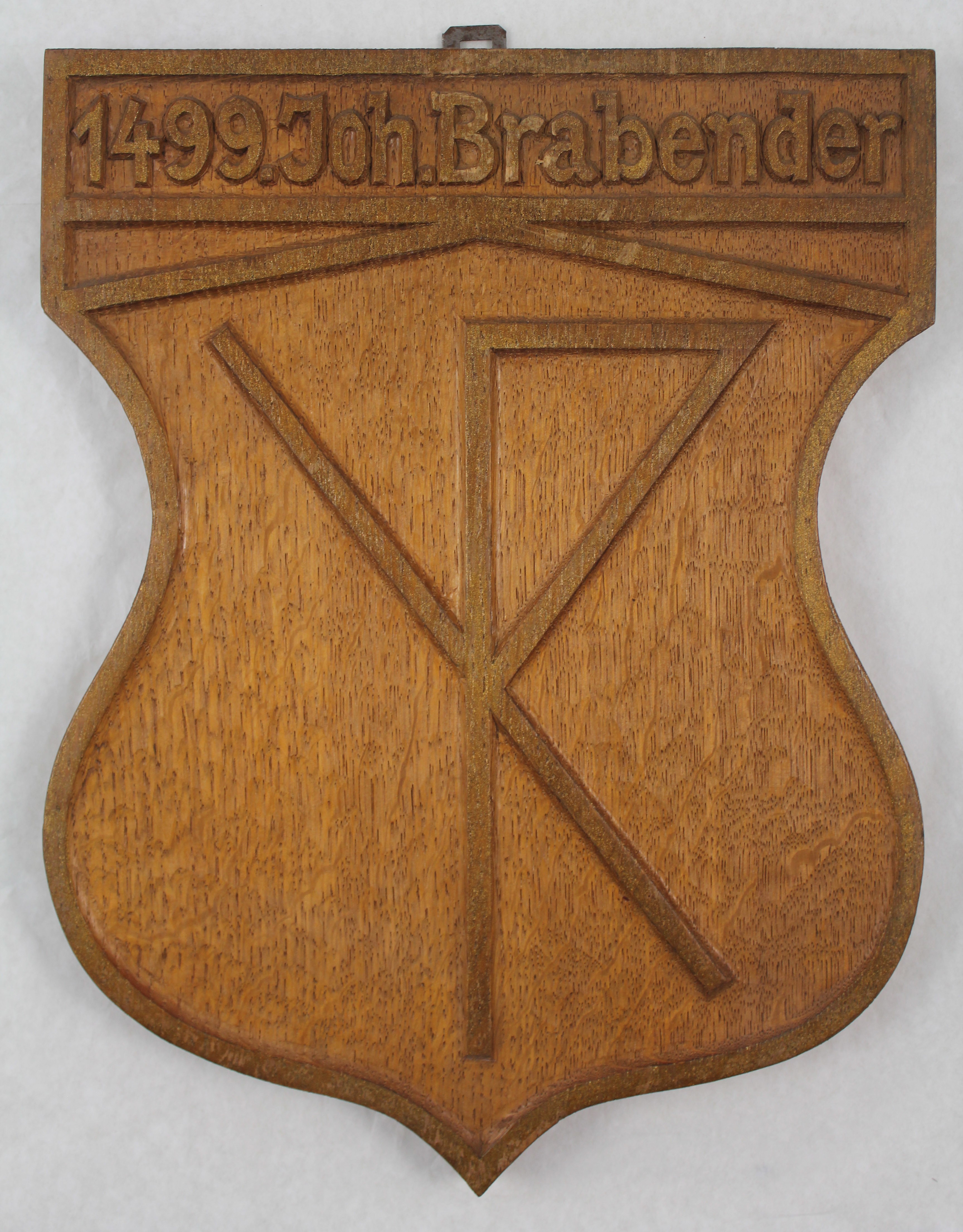 Wappenschild & Hölzernes Wappen mit Hausmarke, Joh. Brabender 1499 (Hellweg-Museum Unna CC BY-NC-SA)
