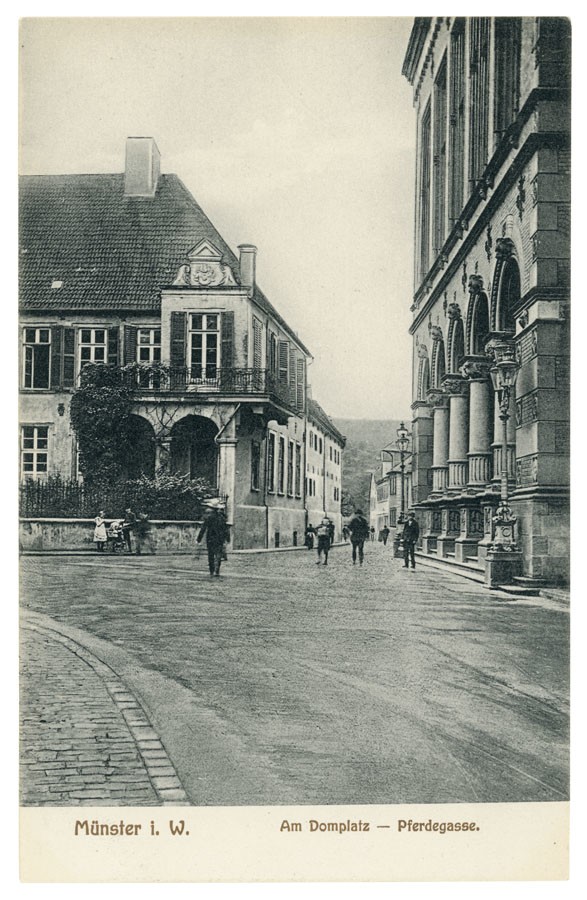 Postkarte: Blick vom Domplatz in die Pferdegasse (Stadtmuseum Münster CC BY-NC-SA)