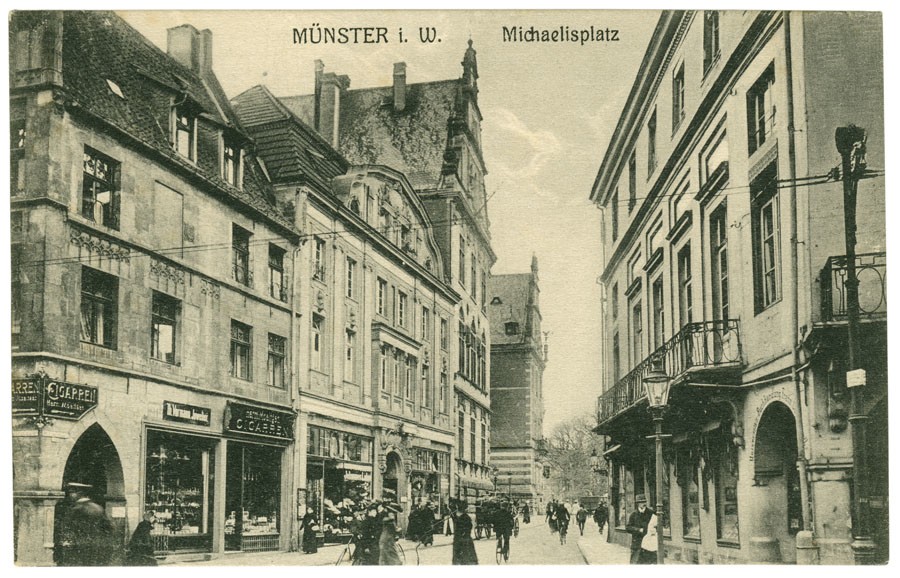 Postkarte: Der Michaelisplatz in Richtung Domplatz (Stadtmuseum Münster CC BY-NC-SA)
