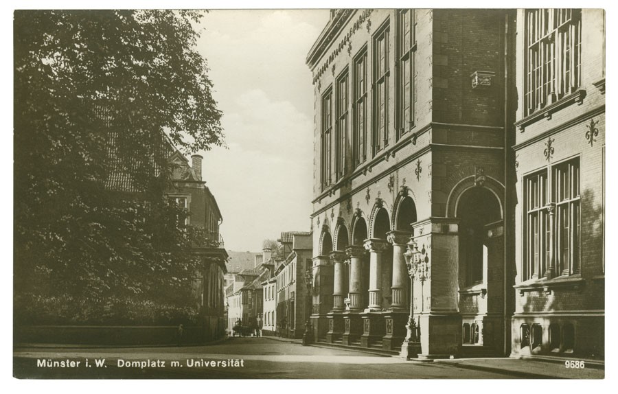Postkarte: Die Univeristät und die Galesche Kurie (Stadtmuseum Münster CC BY-NC-SA)