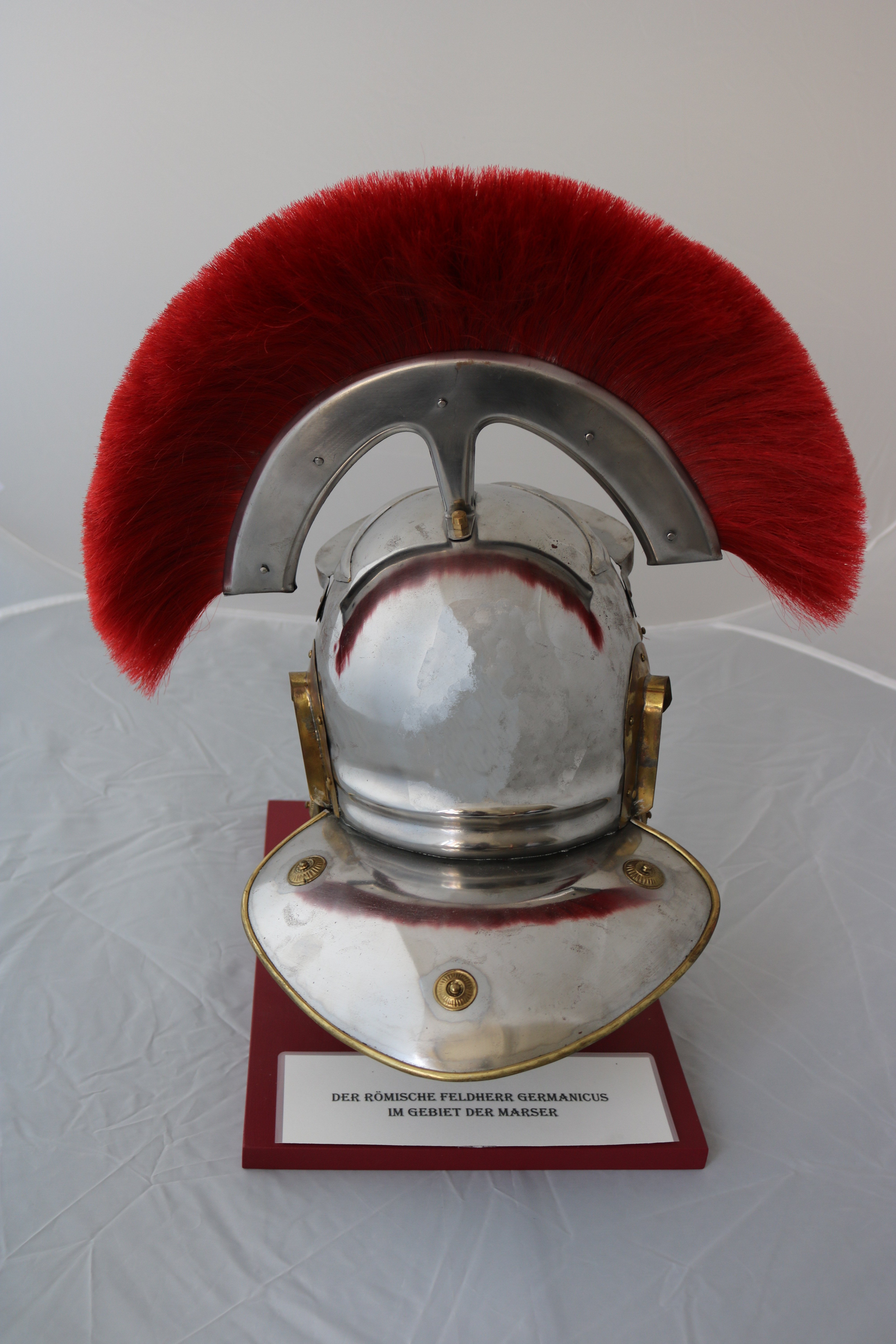 Römischer Soldaten-Helm (Museum der Stadt Marsberg CC BY-NC-SA)