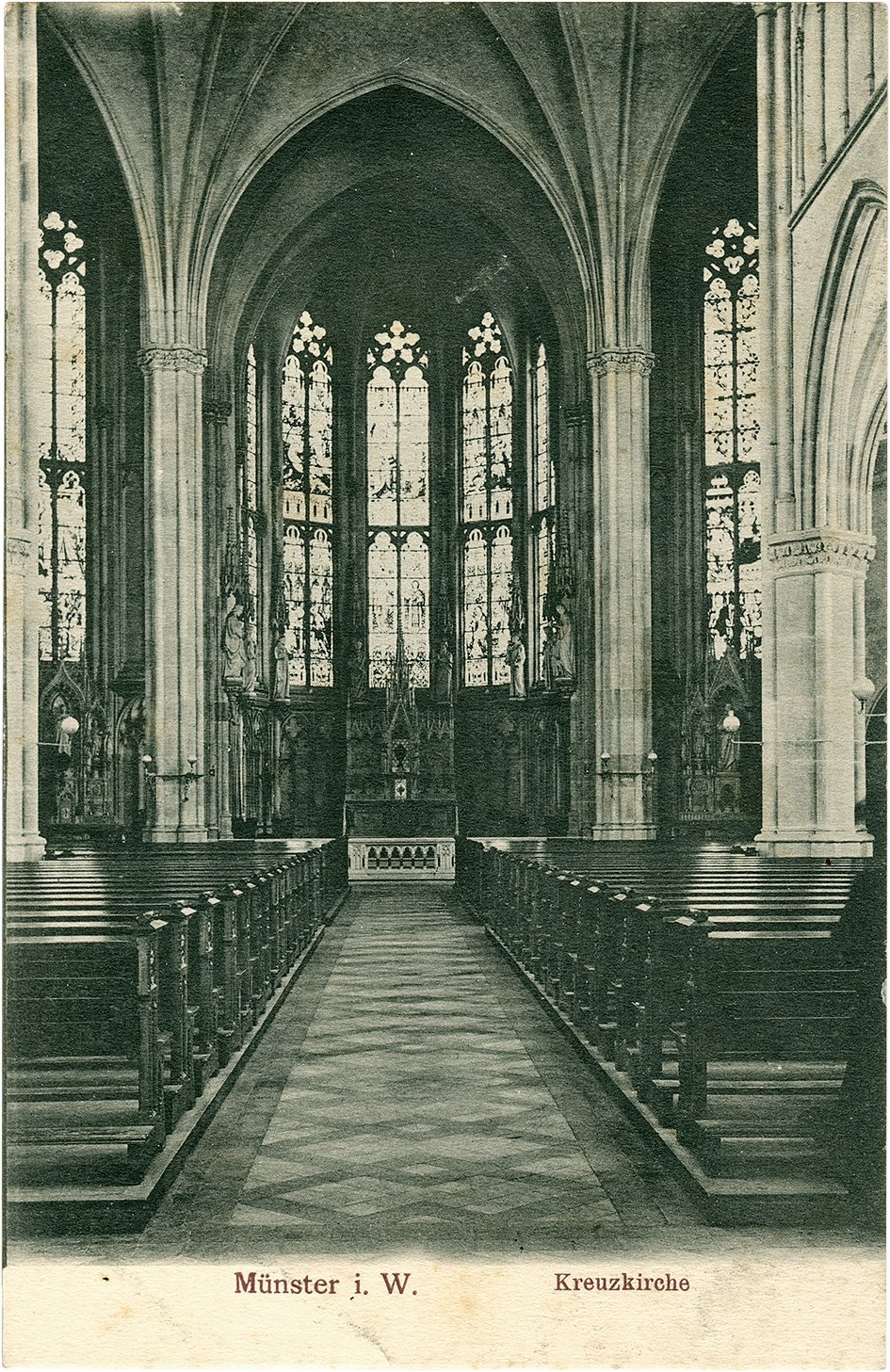Postkarte: Blick in den Chorraum der Kreuzkirche (Stadtmuseum Münster CC BY-NC-SA)