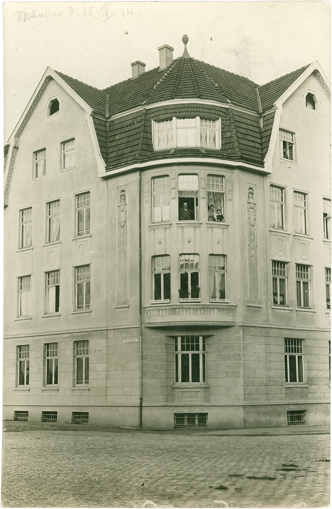 Postkarte: Wohnhaus Kettelerstraße 53 an der Ecke zur Langemarckstraße (Stadtmuseum Münster CC BY-NC-SA)