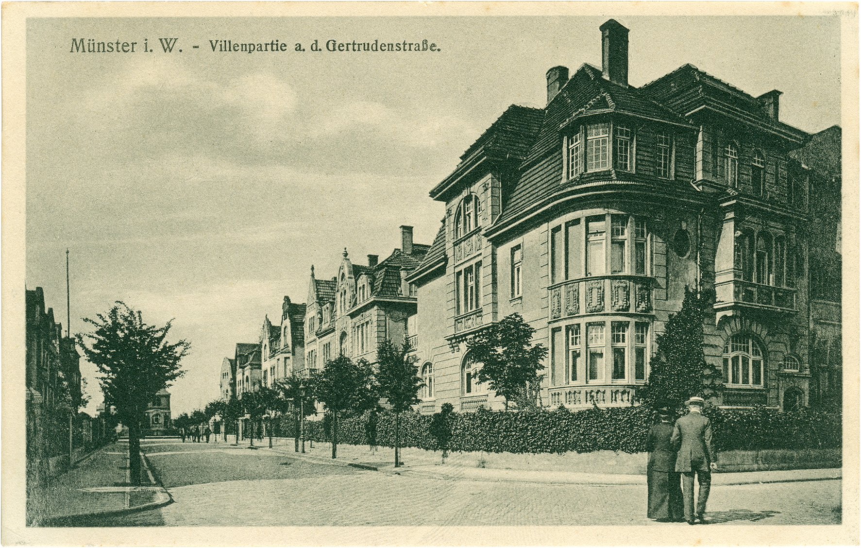Postkarte: Blick in die Gertrudenstraße auf Höhe der Raesfeldstraße in Richtung Melchersstraße (Stadtmuseum Münster CC BY-NC-SA)