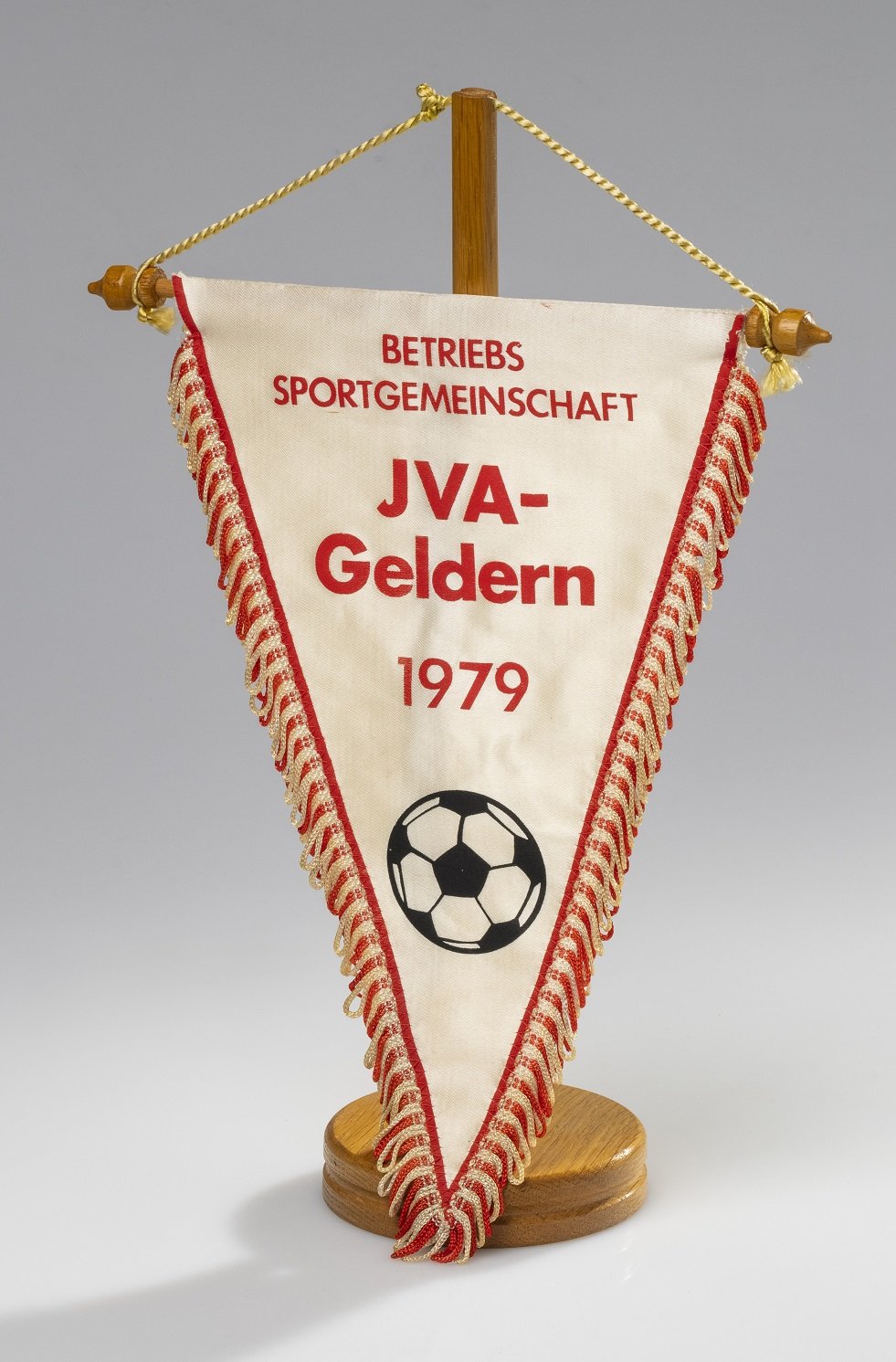 Wimpel „Betriebssportgemeinschaft Geldern“ (LWL-Psychiatriemuseum Warstein CC BY-NC-SA)