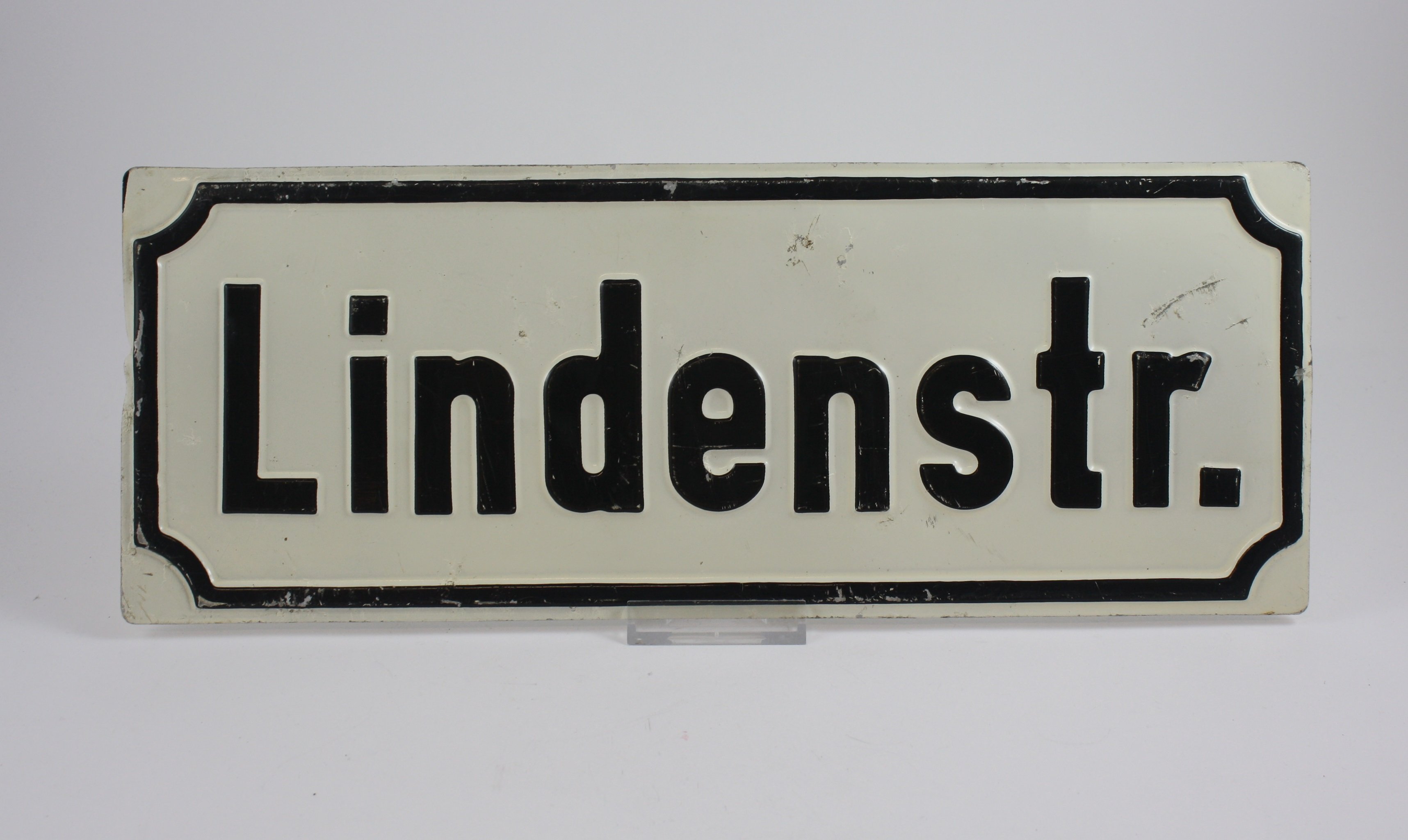 Straßenschild: Lindenstraße (LWL-Psychiatriemuseum Warstein CC BY-NC-SA)