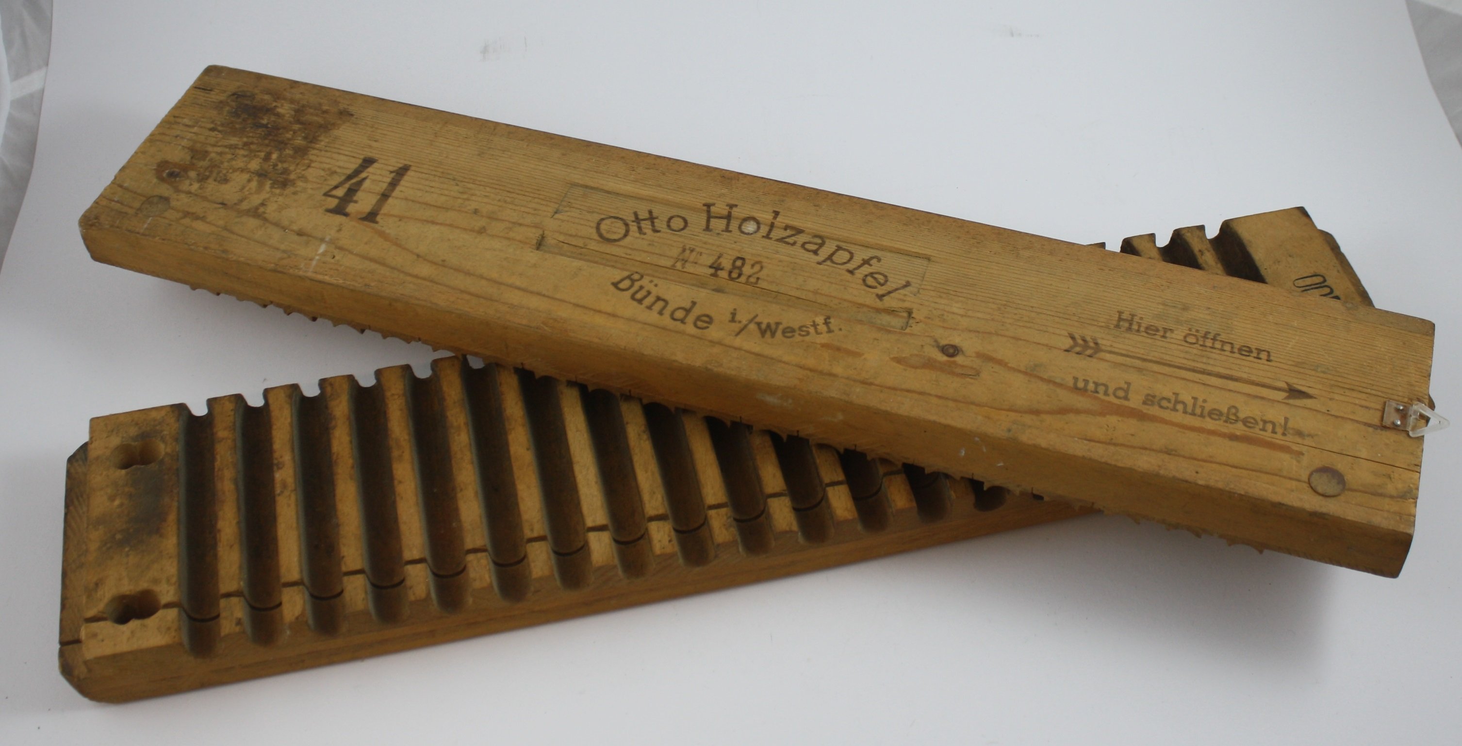 Zigarrenpresse "Otto Holzapfel" (LWL-Psychiatriemuseum Warstein CC BY-NC-SA)