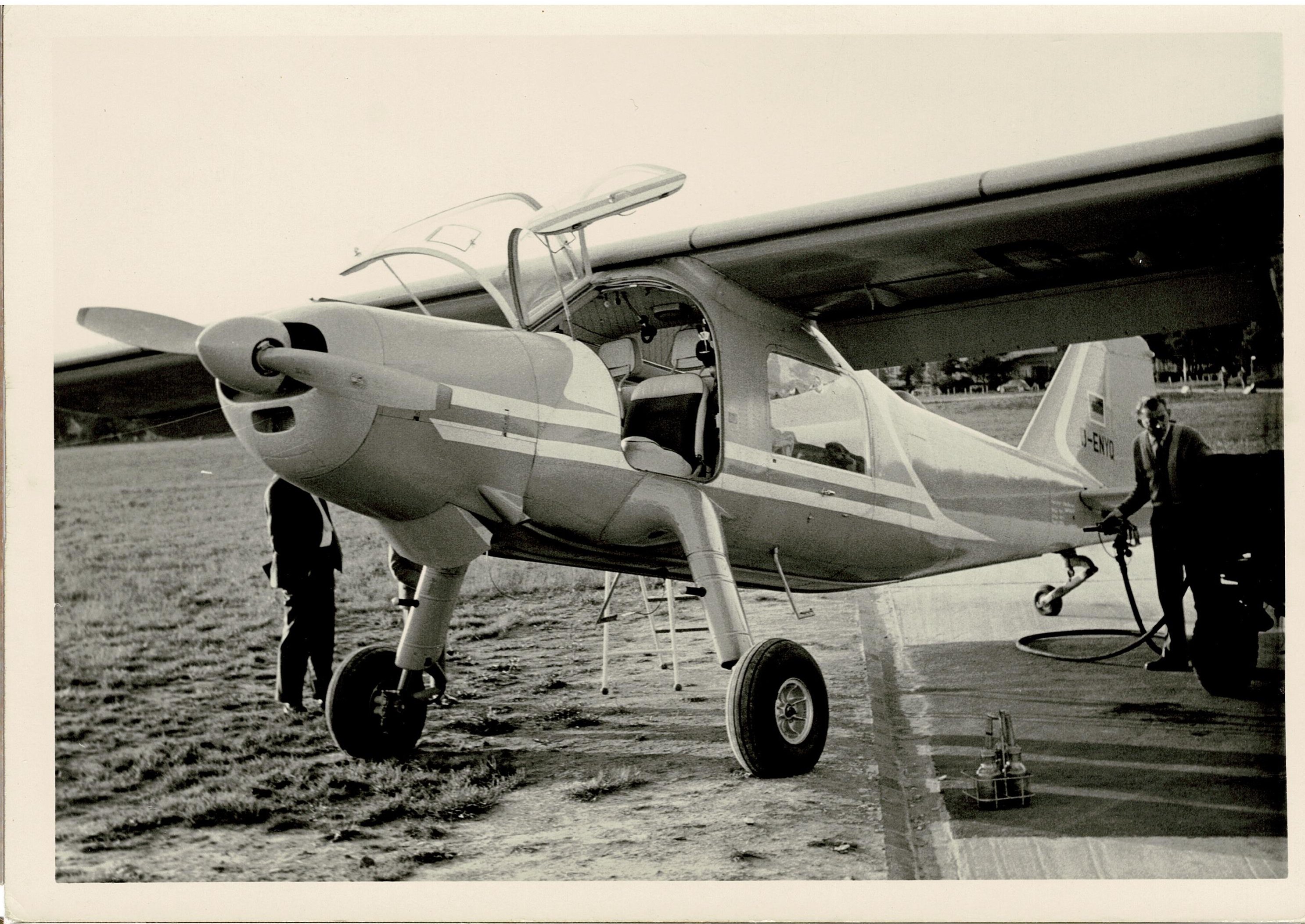 Foto eines Flugzeugs (Do 27) (Städt. Hellweg-Museum Geseke CC BY-NC-SA)