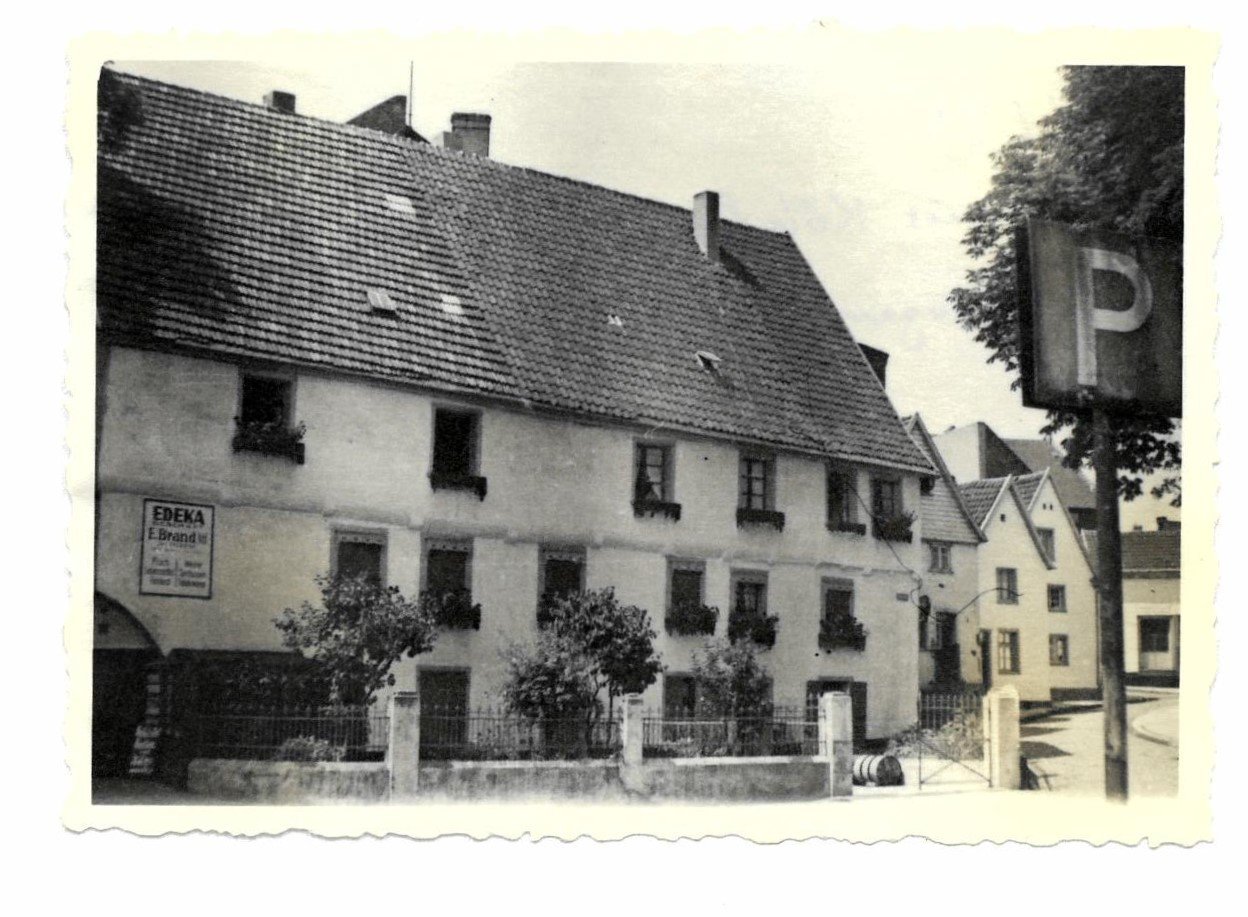 Fotografie: Ansicht von Haus Köhler an der Ecke Morgenstraße in Unna (Hellweg-Museum Unna CC BY-NC-SA)