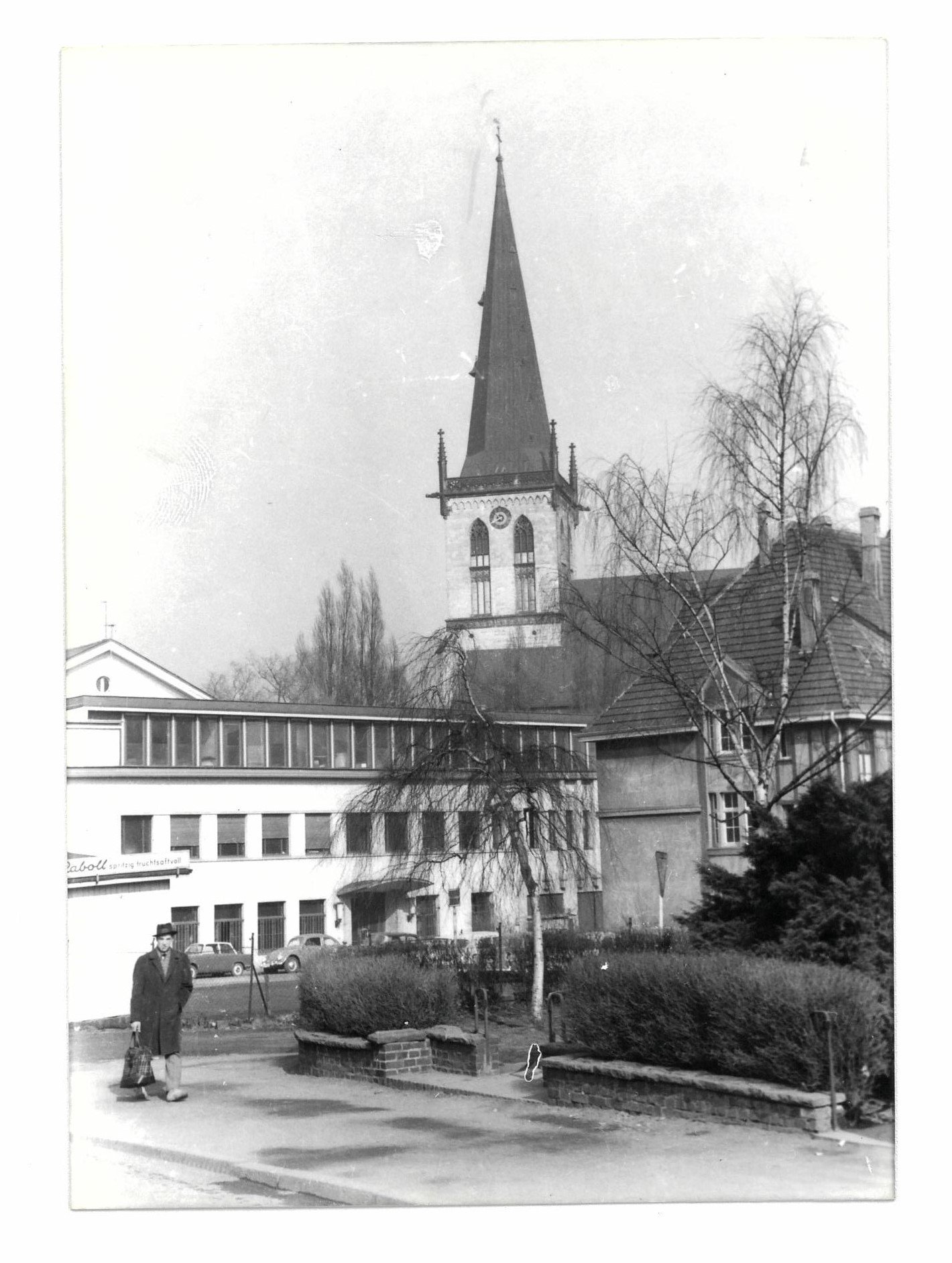 Fotografie: Ansicht der Stadtkirche von der Wasserstraße in Unna (Hellweg-Museum Unna CC BY-NC-SA)