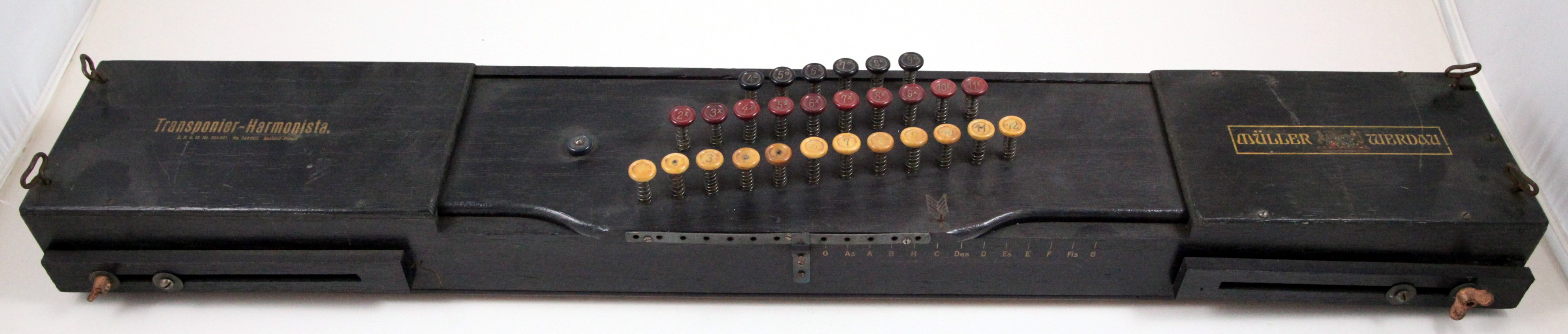 Transponiergerät & Spielhilfe für Harmonium (Hellweg-Museum Unna CC BY-NC-SA)