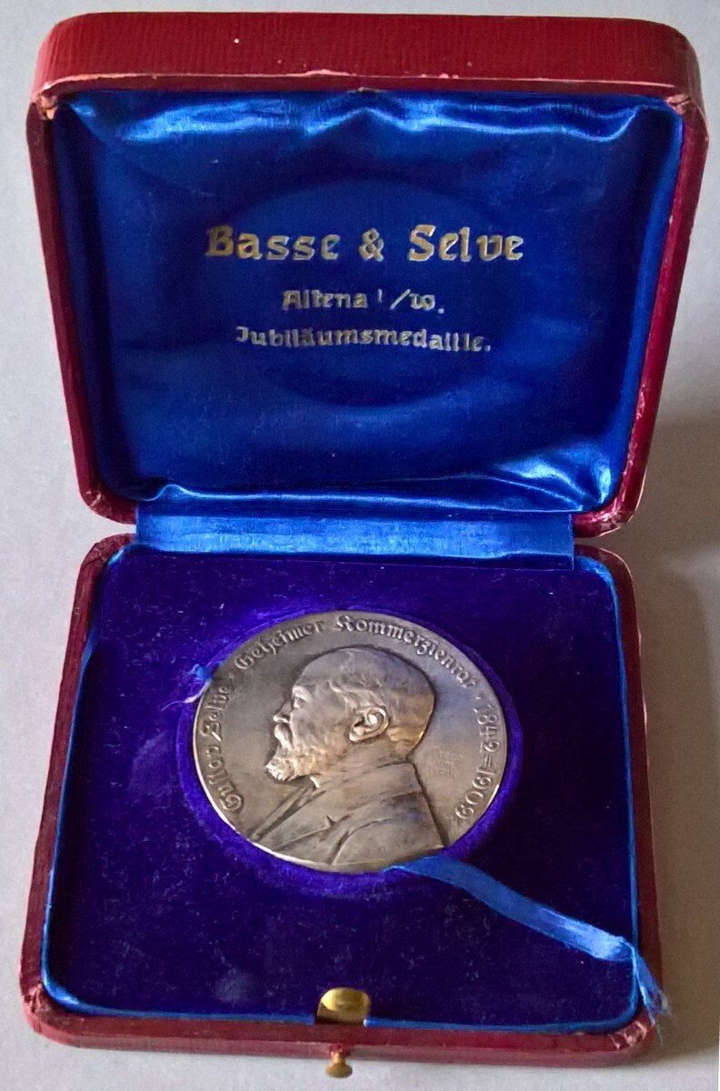 Medaille: 50 Jahre Basse & Selve in Silber (M.-A. Trappe CC BY-NC-SA)