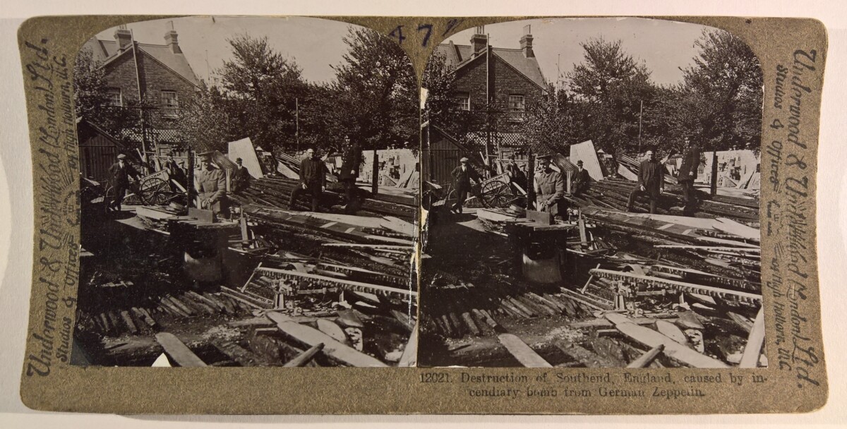 Stereoskopie: Destruction of Southend [...] Underwood & Underwood Publishers - No. 12021 (M.-A. Trappe CC BY-NC-SA)