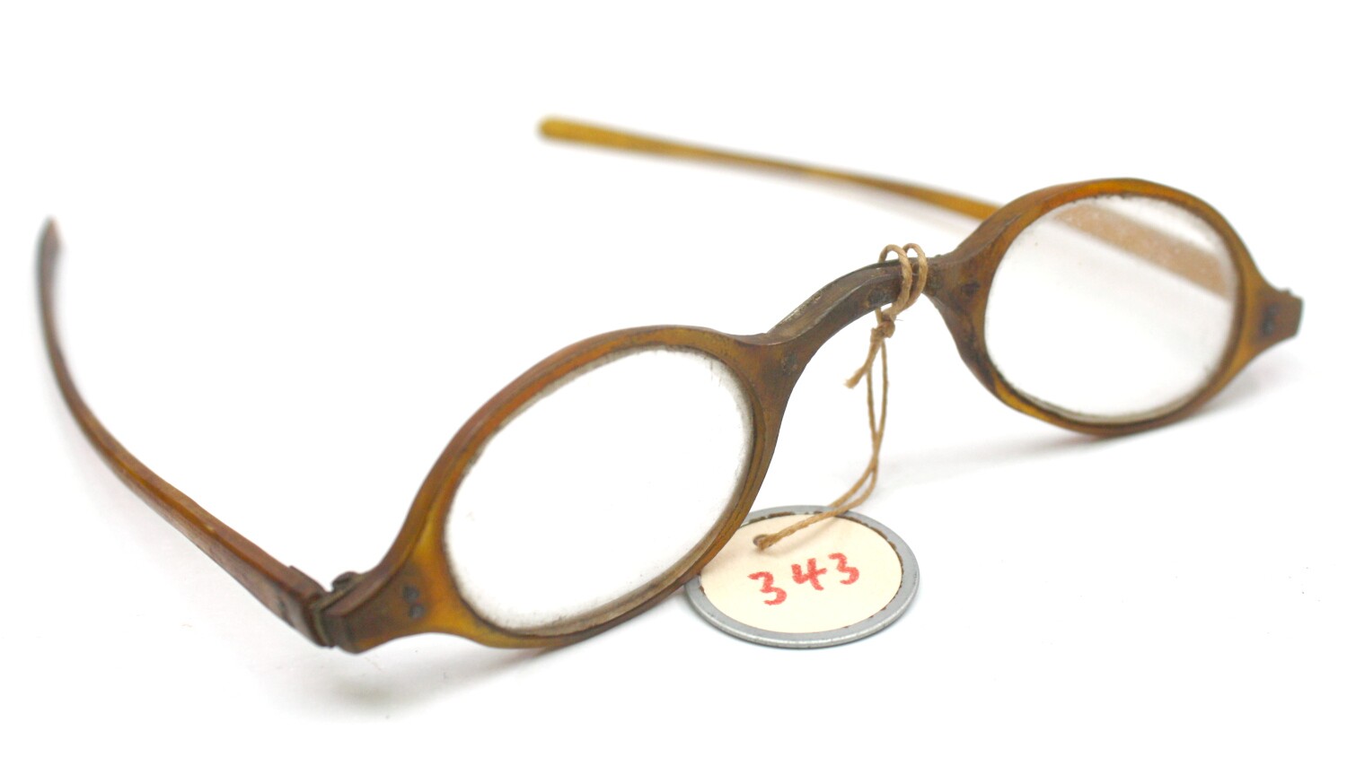 Brille aus Horn (Drilandmuseum CC BY-NC-SA)