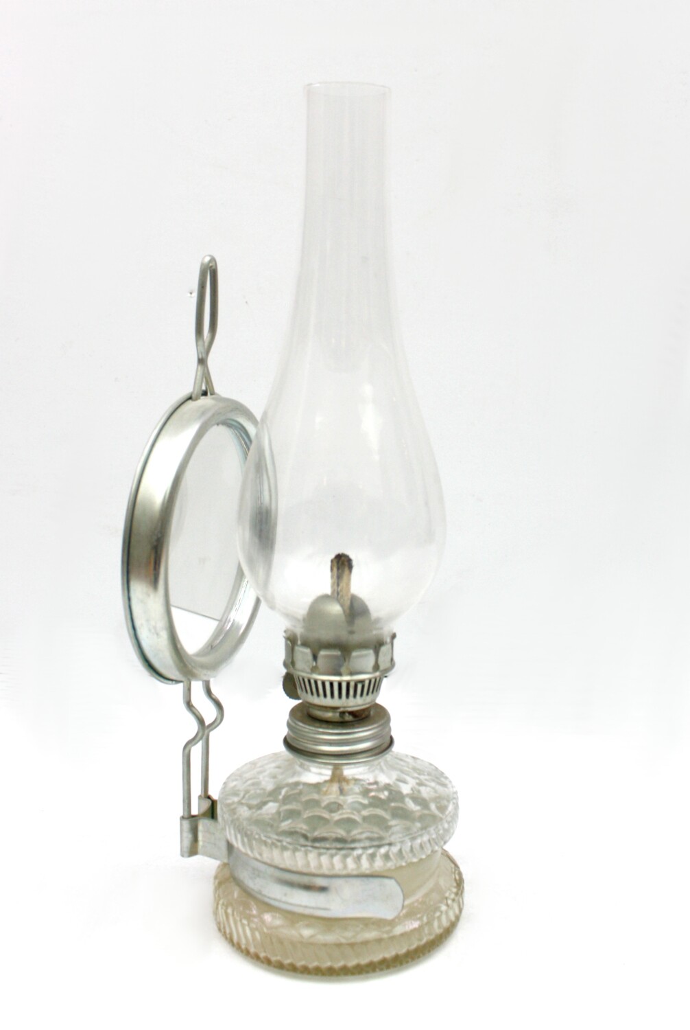 Petroleumlampe mit Spiegel (Drilandmuseum CC BY-NC-SA)