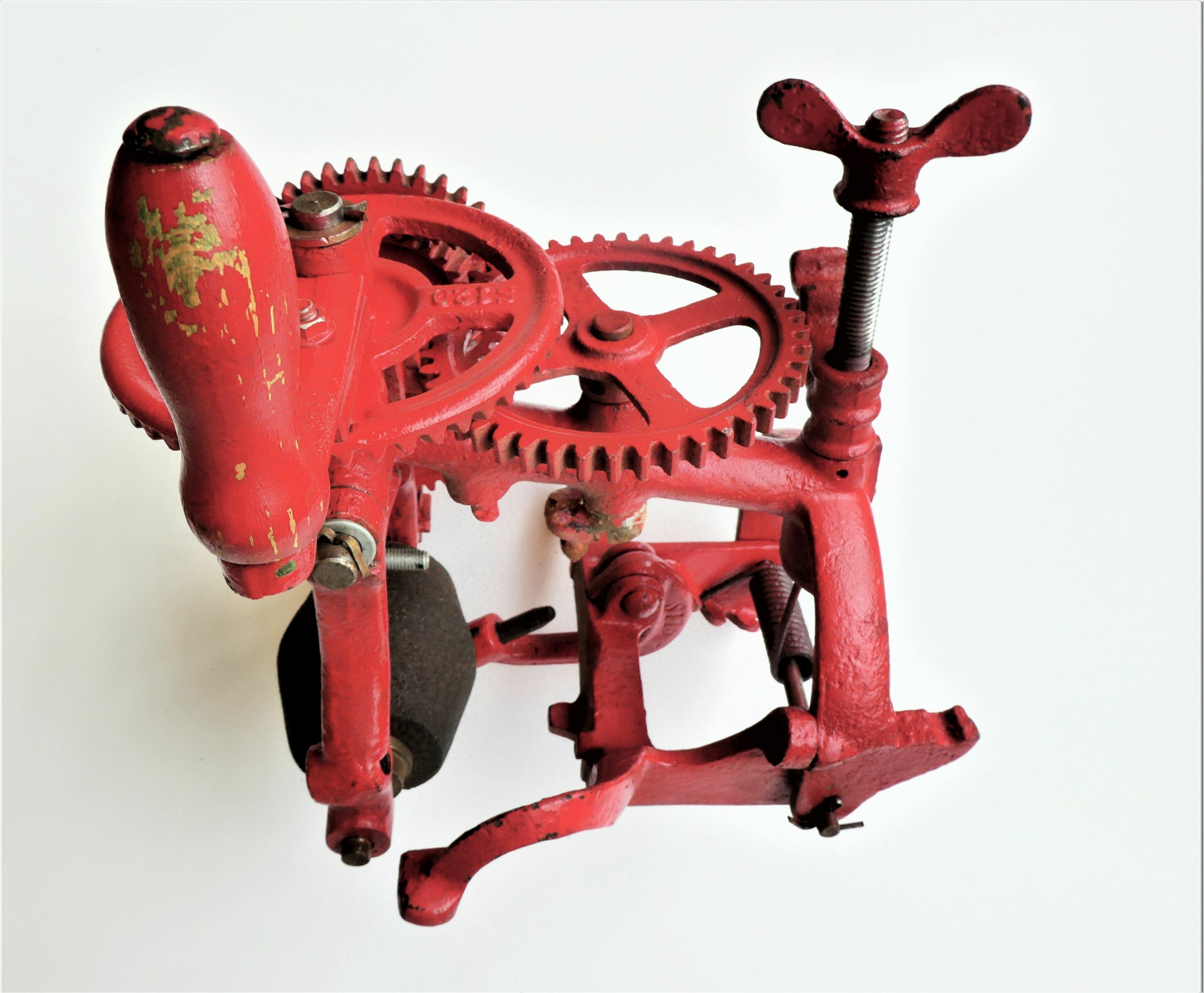 Handschleifmaschine von Stockey & Schmitz, Ennepetal (Sammlung Stadthistorisches Museum Ennepetal CC BY-NC-SA)