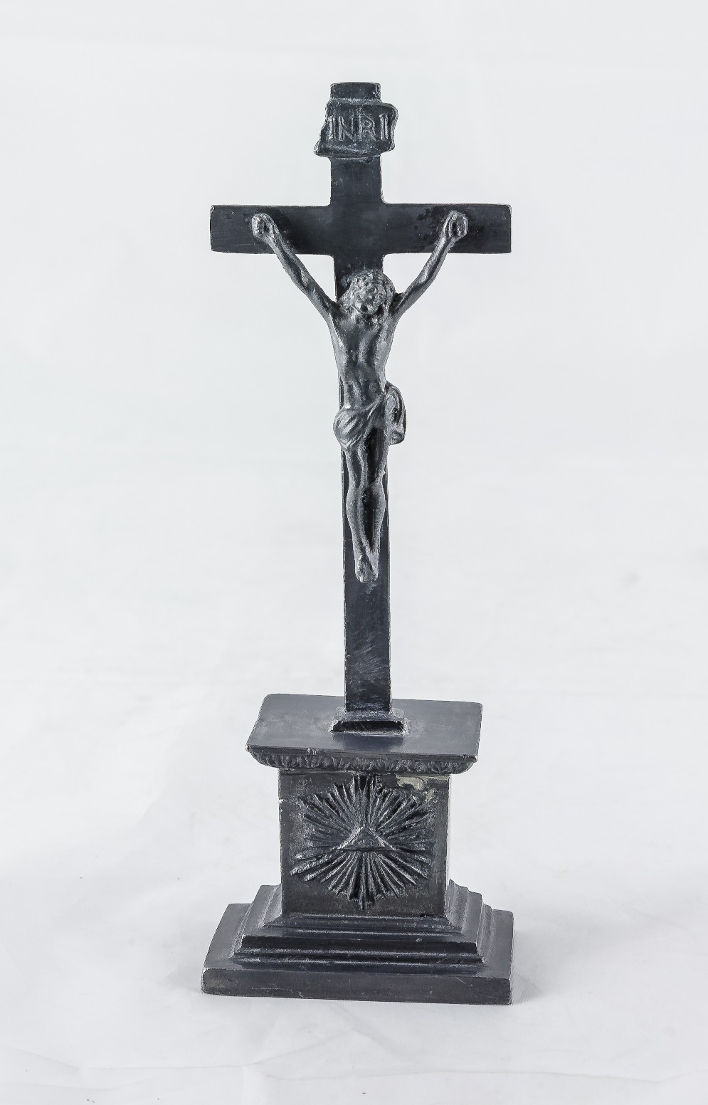 Kruzifix aus Zinn (Stadtmuseum Lippstadt CC BY-NC-SA)