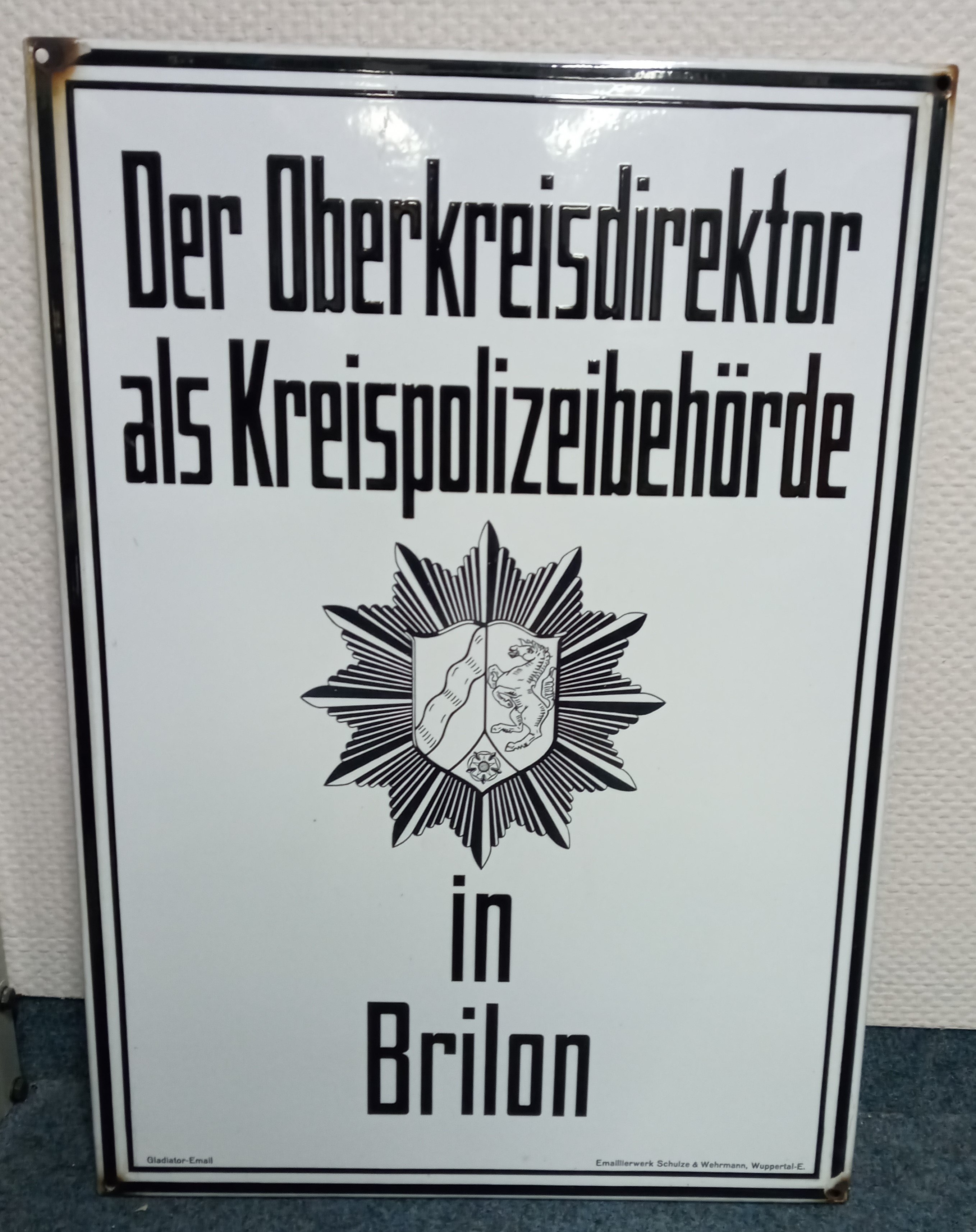 Der Oberkreisdirektor als Kreispolizeibehörde in Brilon (Kreisarchiv des Hochsauerlandkreises CC BY-NC-SA)