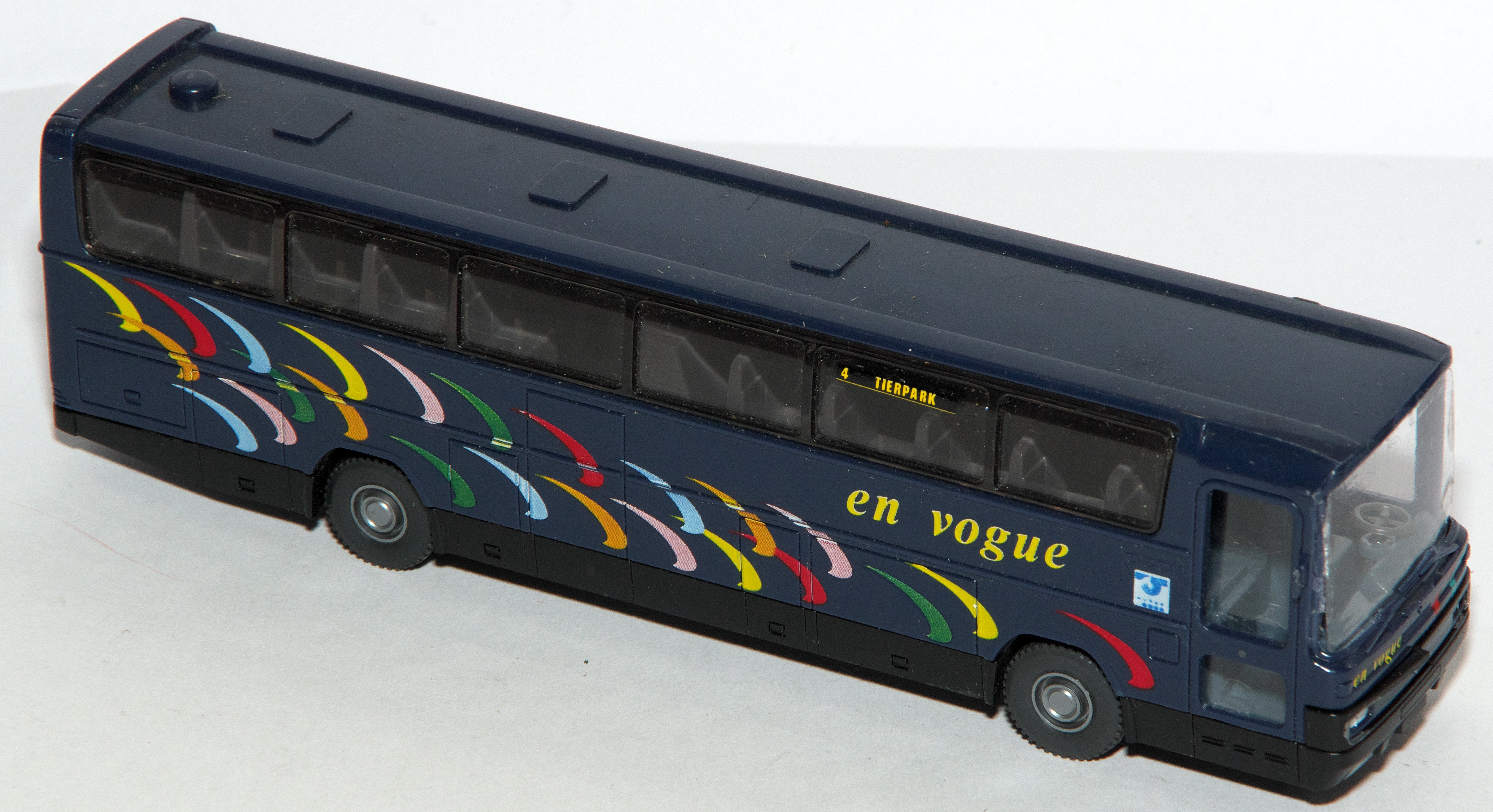 Bus DB O303 (VhAG DSW e.V. CC BY-NC-SA)