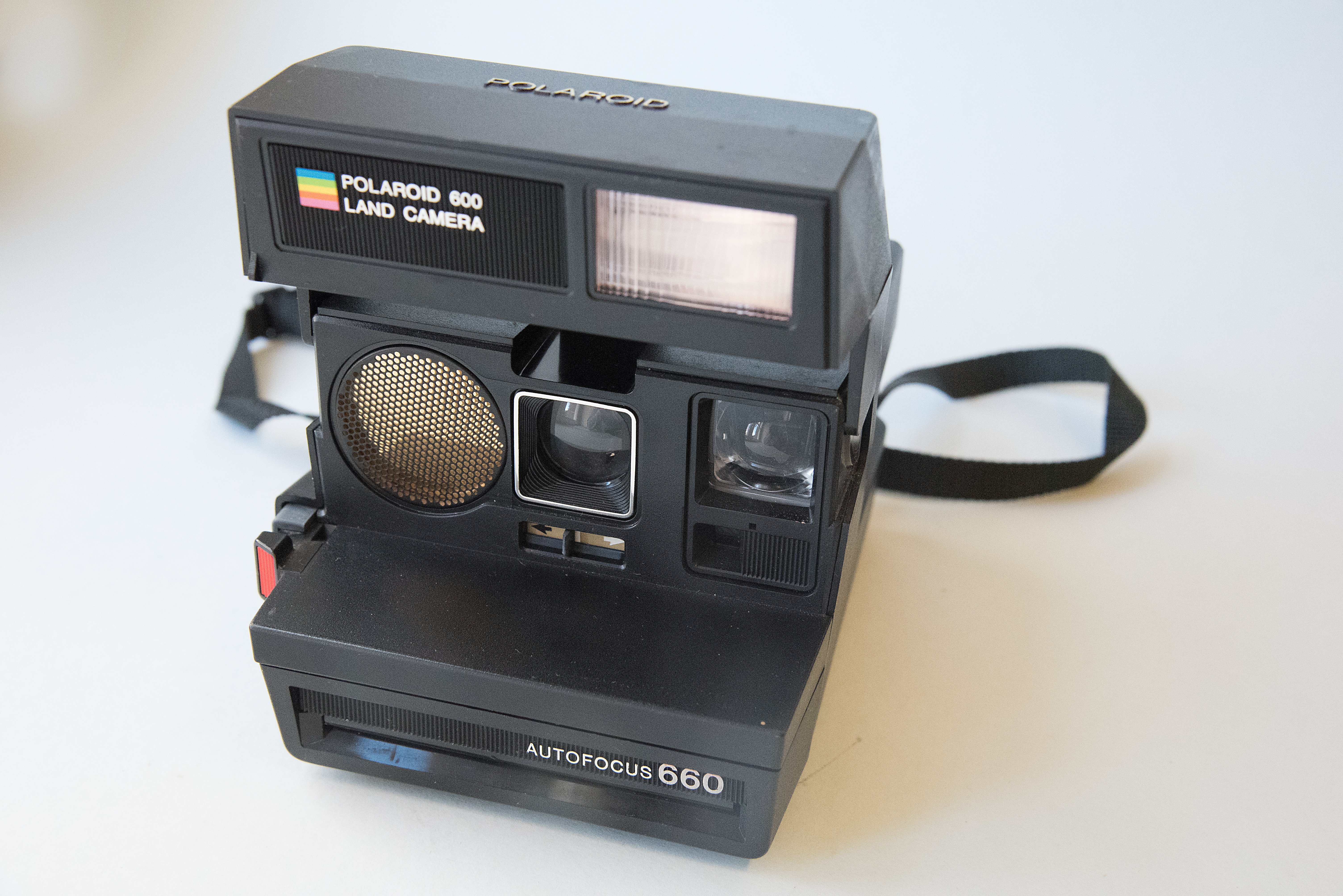 Polaroid Land Camera 660 (Haus der Kamener Stadtgeschichte - Museum und Stadtarchiv CC BY-NC-SA)