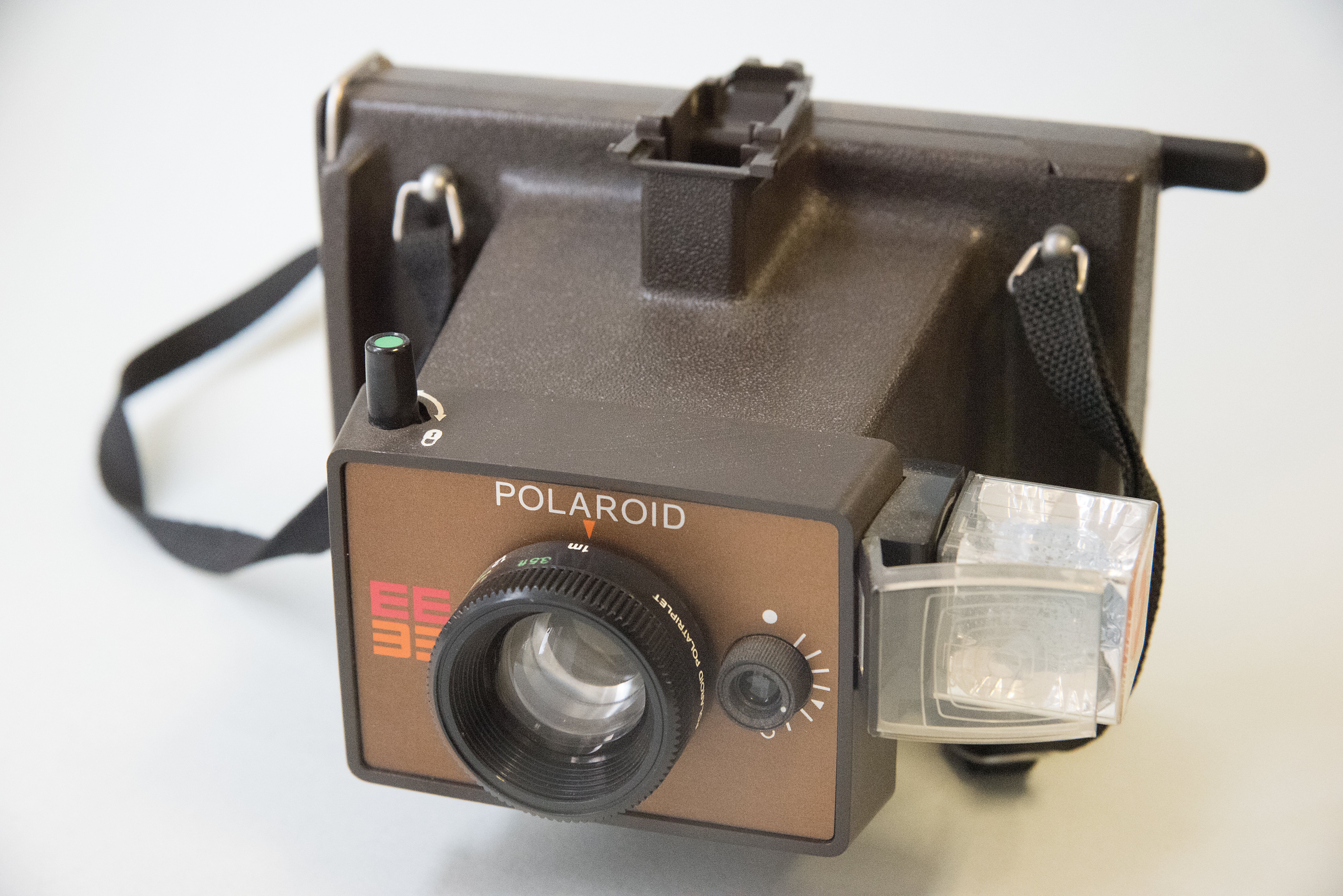 Polaroid Land Camera EE 33 (Haus der Kamener Stadtgeschichte - Museum und Stadtarchiv CC BY-NC-SA)