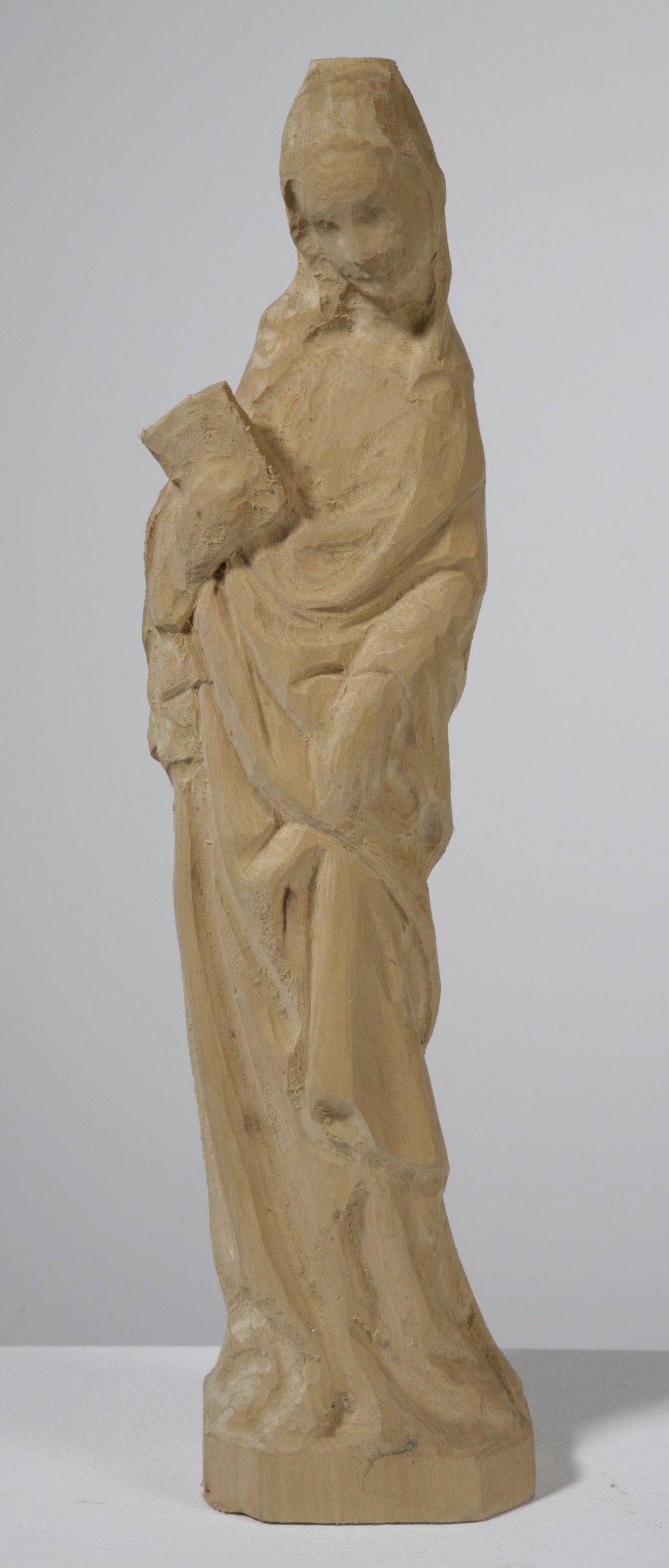 Vorarbeit einer Heiligenfigur (Kannenbrock, Lisa CC BY-NC-SA)
