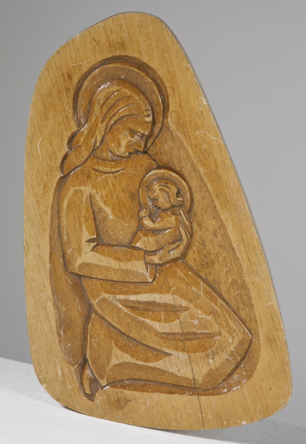 Relief der knieenden Maria mit Kind (Kannenbrock, Lisa CC BY-NC-SA)