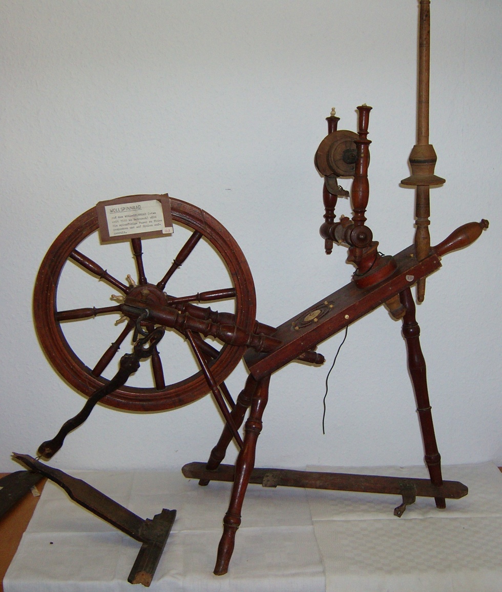 Spinnrad in Form der sog. &quot;Ziege&quot; (Heimatmuseum der Stadt Marsberg CC BY-NC-SA)