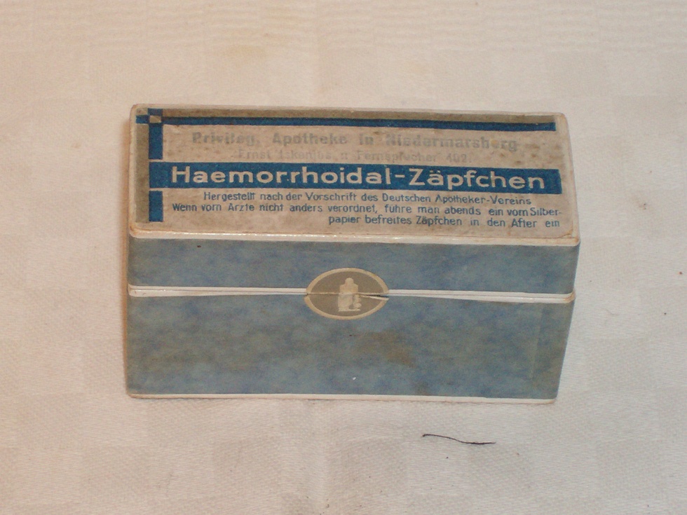 Verpackung Haemorrhoidal-Zäpfchen (Heimatmuseum der Stadt Marsberg CC BY-NC-SA)