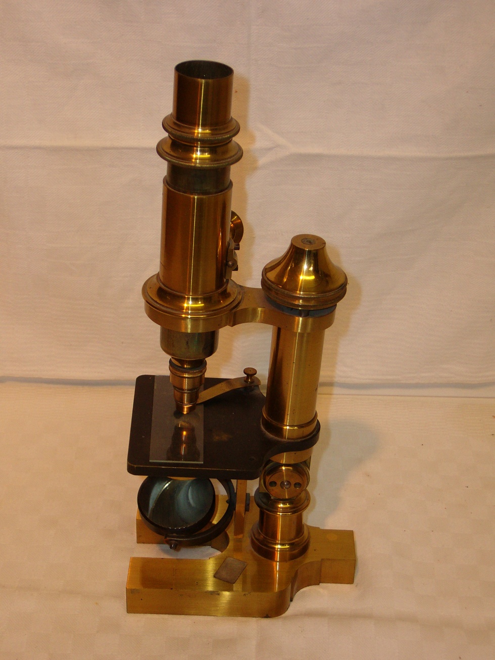 Mikroskop (Heimatmuseum der Stadt Marsberg CC BY-NC-SA)
